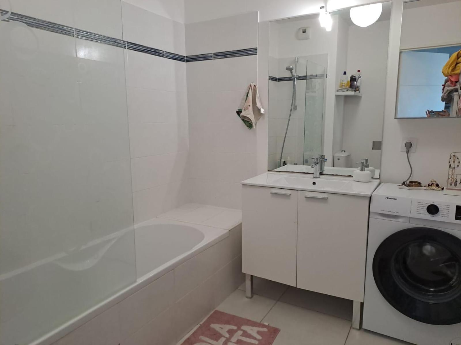 Appartement T2 Avec Terrasse, 5 Min De La Plage Fréjus Extérieur photo